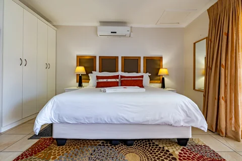 Weaver Room | The Aviary 1 Complex | Botleng Guest House