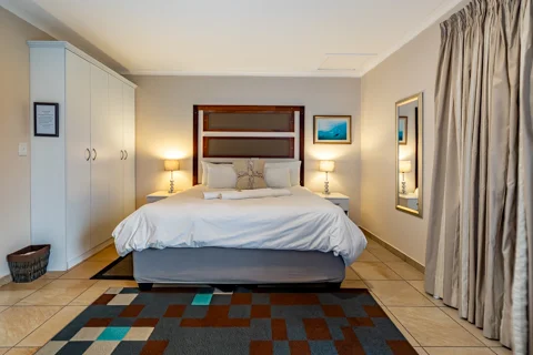 Hammerkop Room | The Aviary 3 Complex | Botleng Guest House